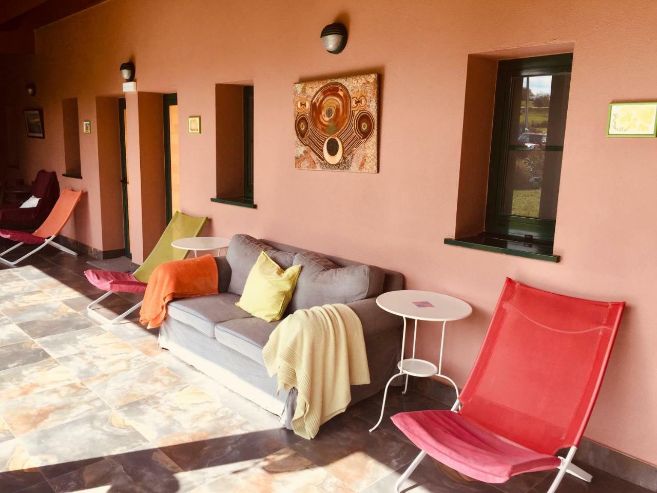 Albergue Paloma Y Lena Sarria Buitenkant foto
